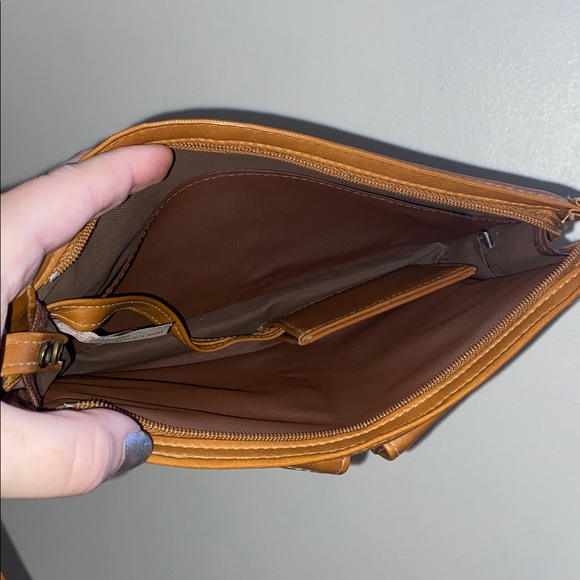 Labeled wristlet - Picture 4 of 7